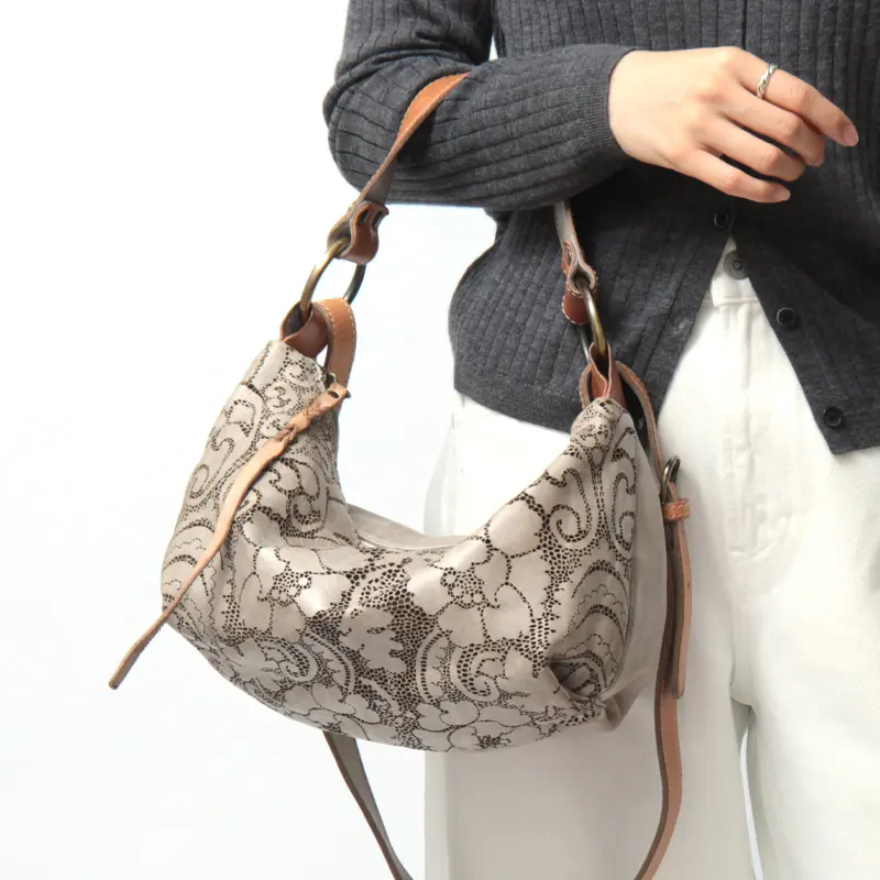 Alchimia アルキミア LASE2 カットワークレザー 2way ワンショルダーバッグ