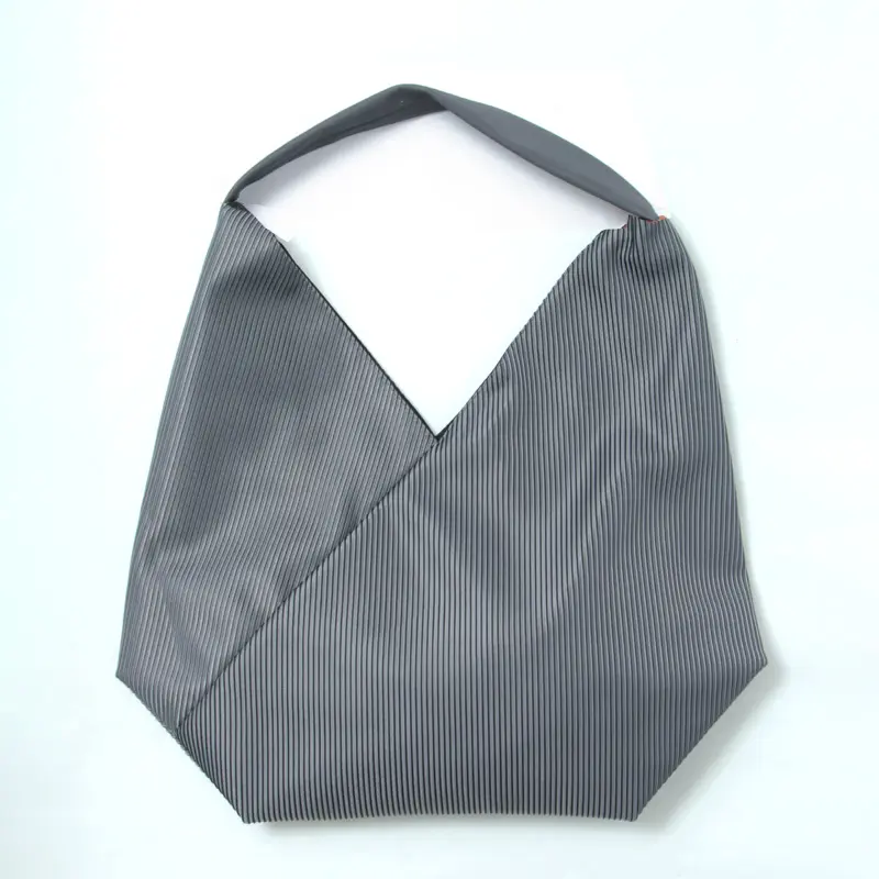 Bevel ワンショルダー バッグ
