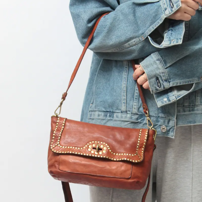 CAMPOMAGGI カンポマッジ ERICA スタッズ 2way ショルダーバッグ