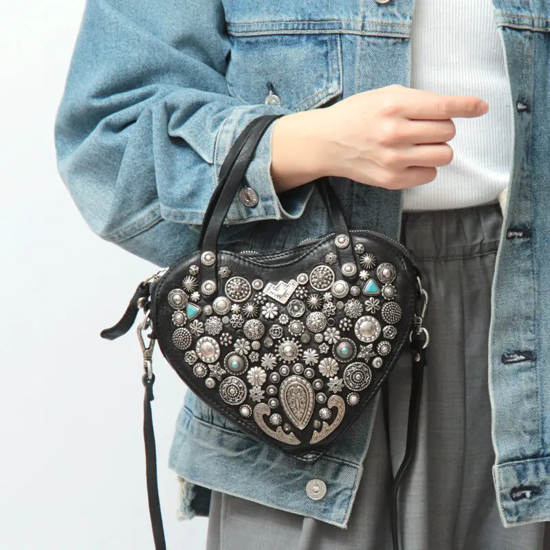 CAMPOMAGGI カンポマッジ VALENTINA ハート型 スタッズ 2way ミニ トートバッグ