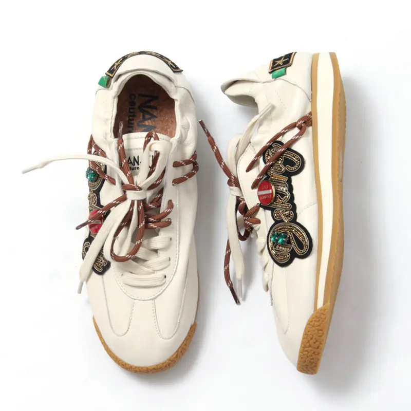 NAN-KU Couture ナンク クチュール ホワイトレザー×ワッペン ダブルシューレース スニーカー
