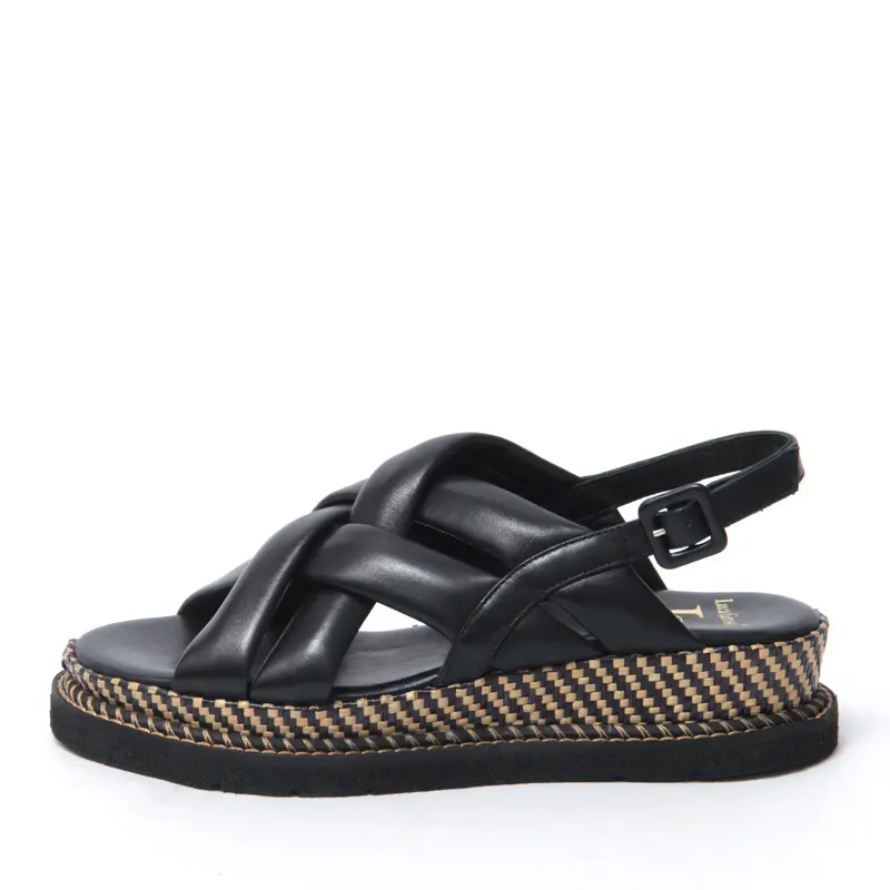 パフィークロス 厚底 サンダル