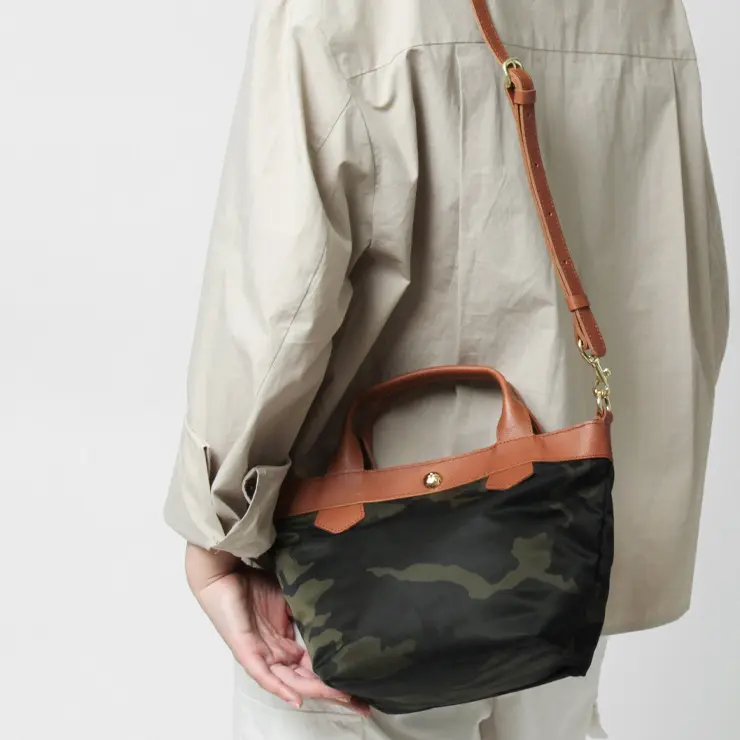 レガロ regalo ディマンシェ ナイロン カモフラ トートバッグ A4 横入れ 迷彩 レディース ハンドバッグ 肩掛け ショルダーバッグ 日本製 re-5830 