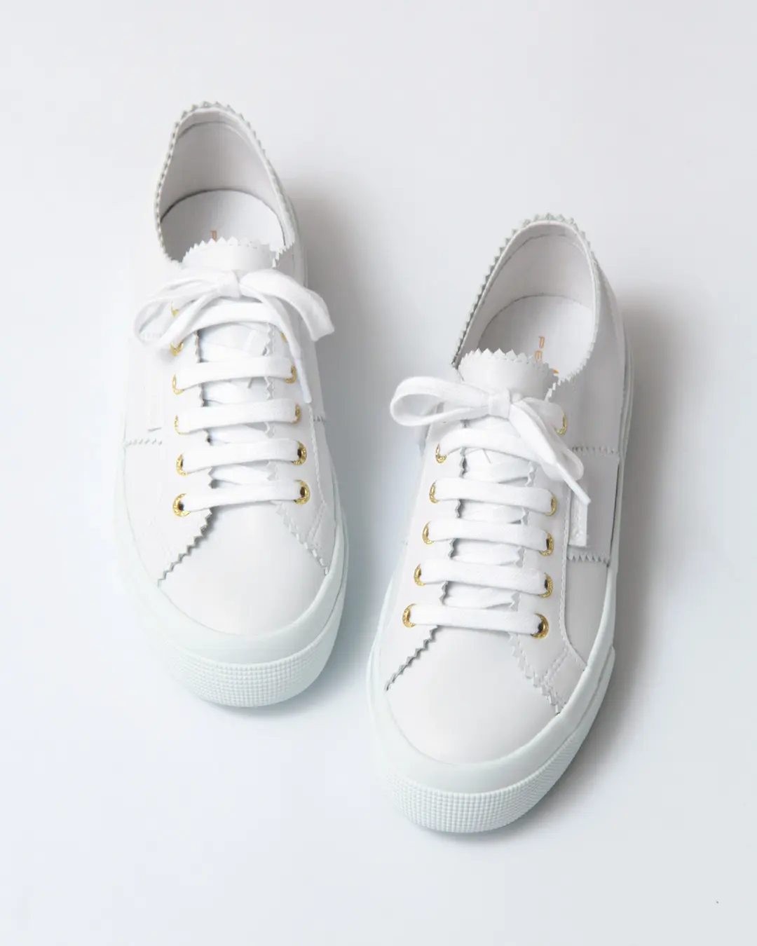 ペリーコ×スペルガ（PELLICO×SUPERGA）コラボの白スニーカー