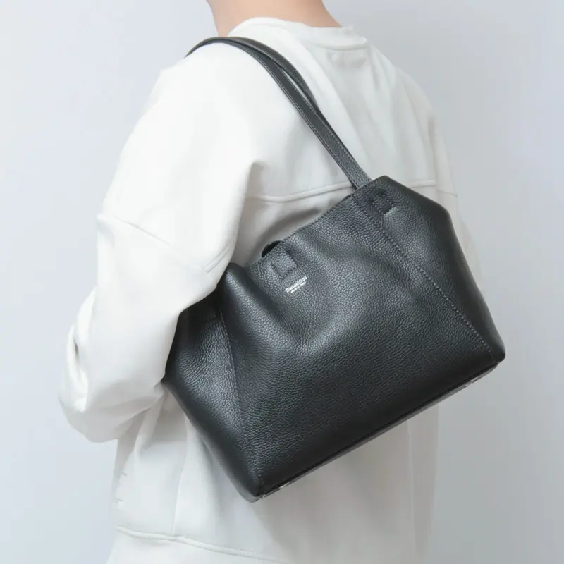 DANIEL&BOB ダニエルアンドボブ / TOTONA-31 シュリンクレザー トートバッグ 品番：U549 31