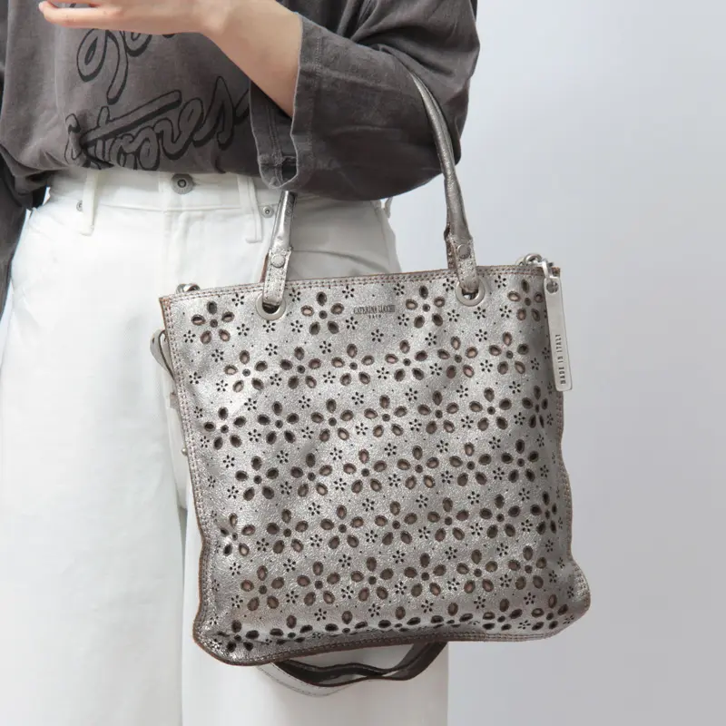 CATERINA LUCCHI カテリーナ ルッキ メタリックレザー 花柄 カットワーク 2WAY トートバッグ MESSINA CAMILLA 品番：L013230ND-X3061