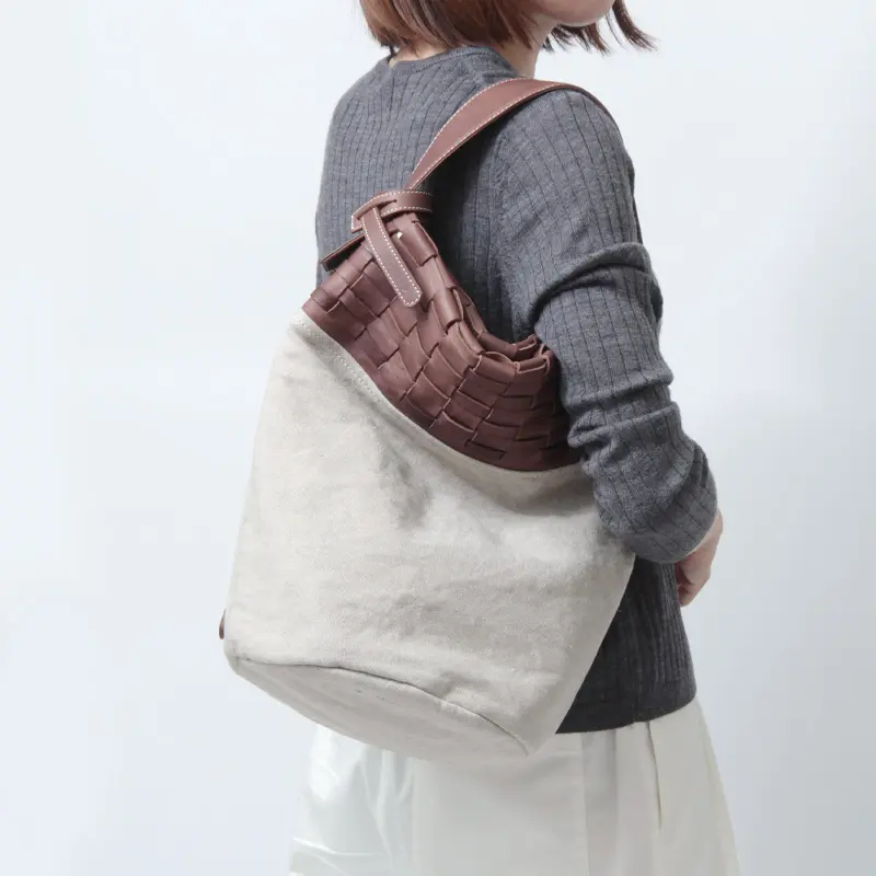 LILY リリー / クロワー ワンショルダー バッグ 品番：120200