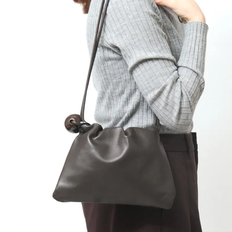 Bucket Baggage バケットバゲージ BALL CHARM SOFT MINI ショルダーバッグ 品番：BB26LBG061